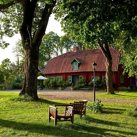 Kungs Starby Gård Bed&Breakfast-2